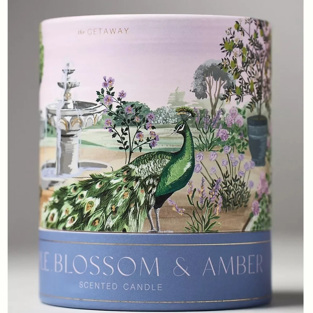 ♥️BUY 2 GET 1 FREE Getaway Woody Apple Blossom & Amber Boxed Candle, Retail $34